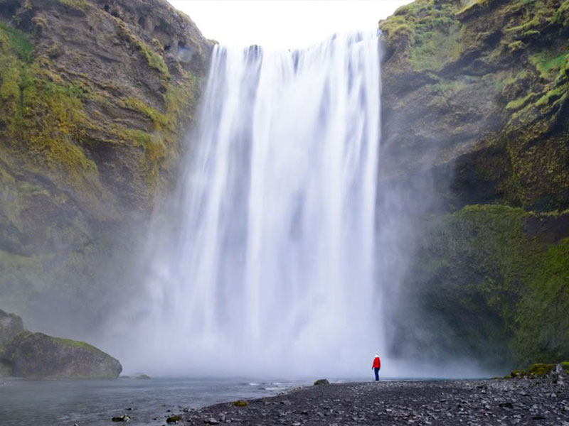 Trekking y Turismo en Islandia